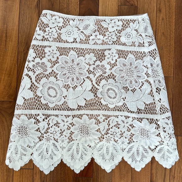 For love and lemons white lace mini skirt - Picture 5 of 5